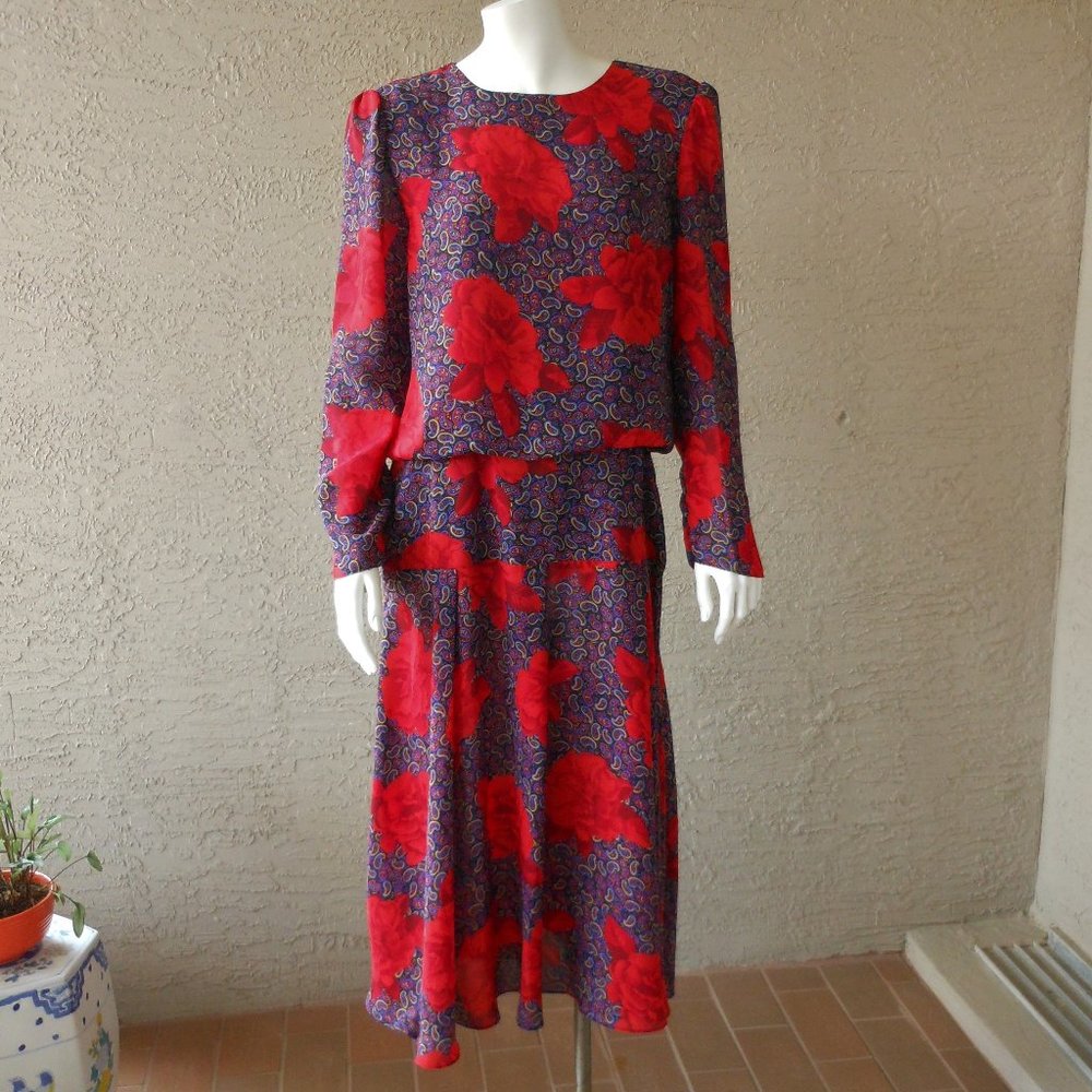 VINTAGE Floral Dress Size M/L Size 12